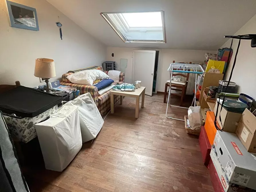 Immagine 5 di Appartamento in vendita  a Carrara