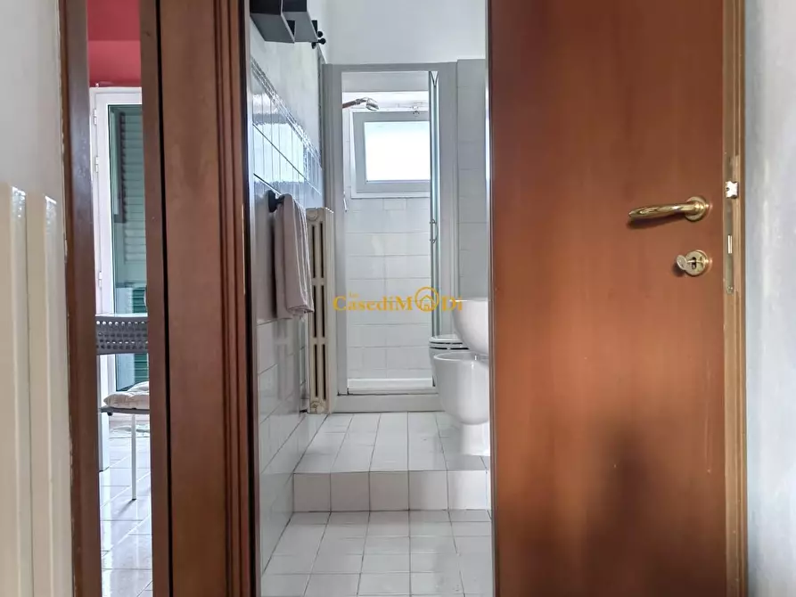 Immagine 10 di Appartamento in vendita  a Livorno