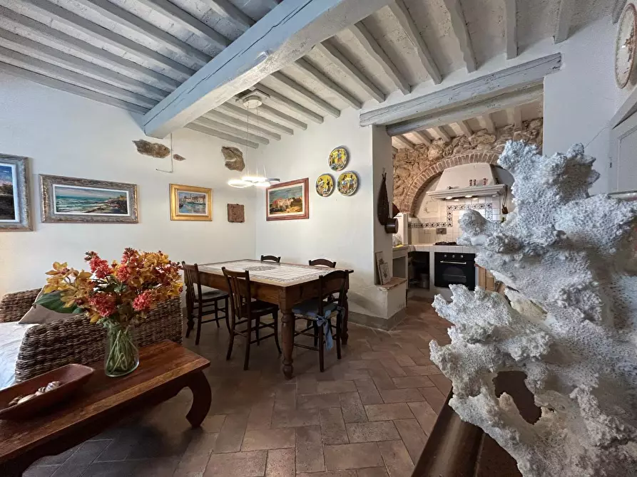 Immagine 13 di Appartamento in vendita  a Casale Marittimo