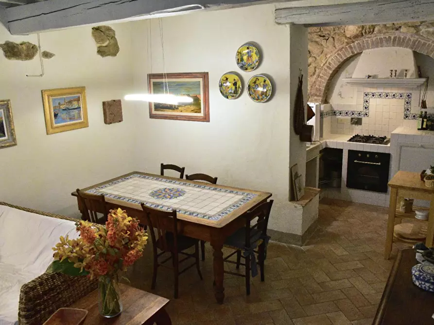 Immagine 2 di Appartamento in vendita  a Casale Marittimo