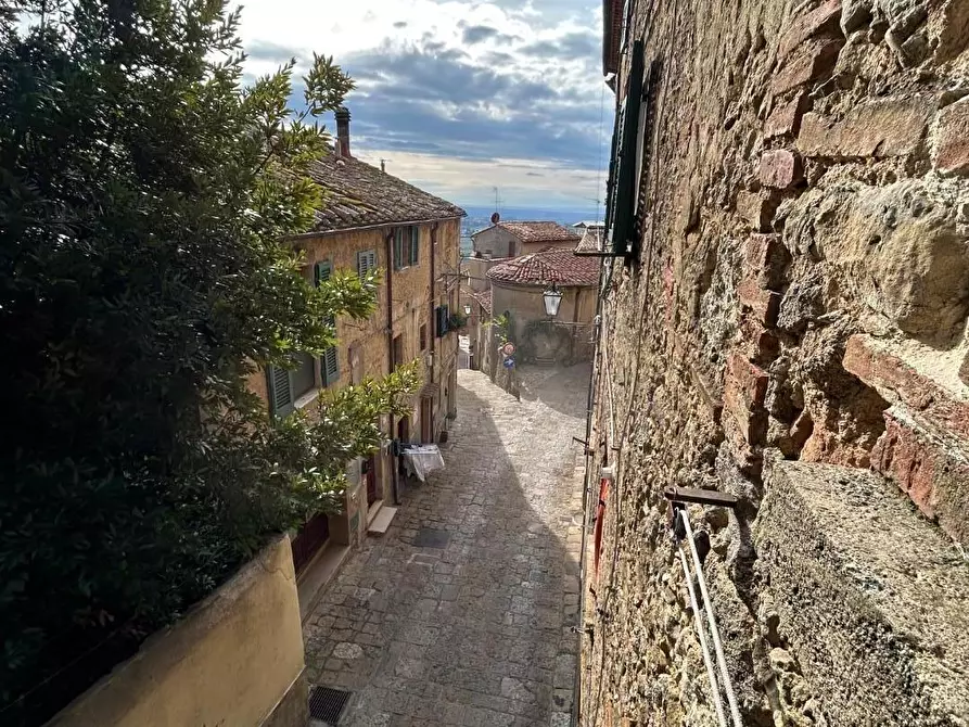 Immagine 52 di Appartamento in vendita  a Casale Marittimo