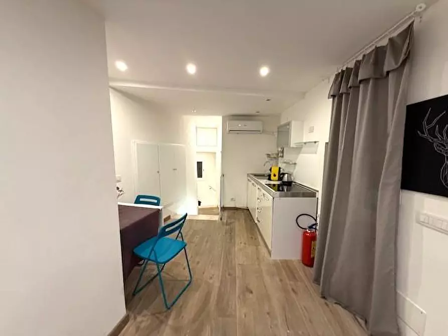 Immagine 8 di Appartamento in vendita  a Siena