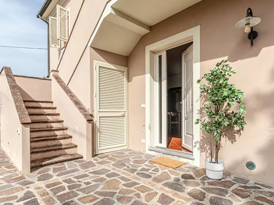 Immagine 22 di Villa in vendita  a San Giuliano Terme