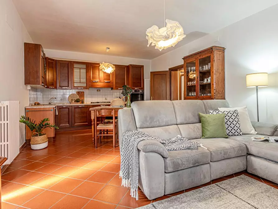 Immagine 19 di Villa in vendita  a San Giuliano Terme