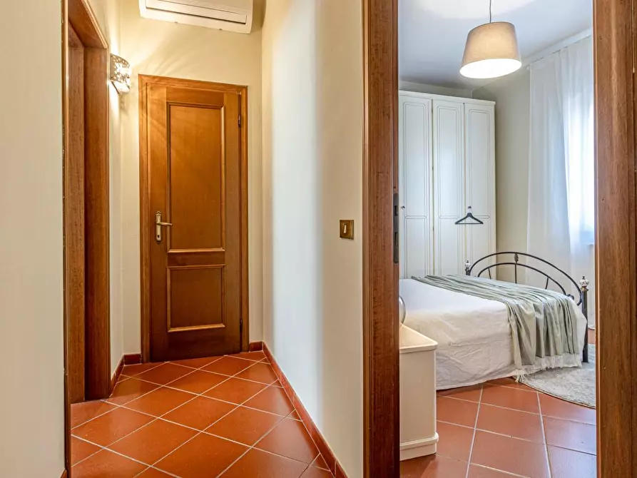 Immagine 31 di Villa in vendita  a San Giuliano Terme