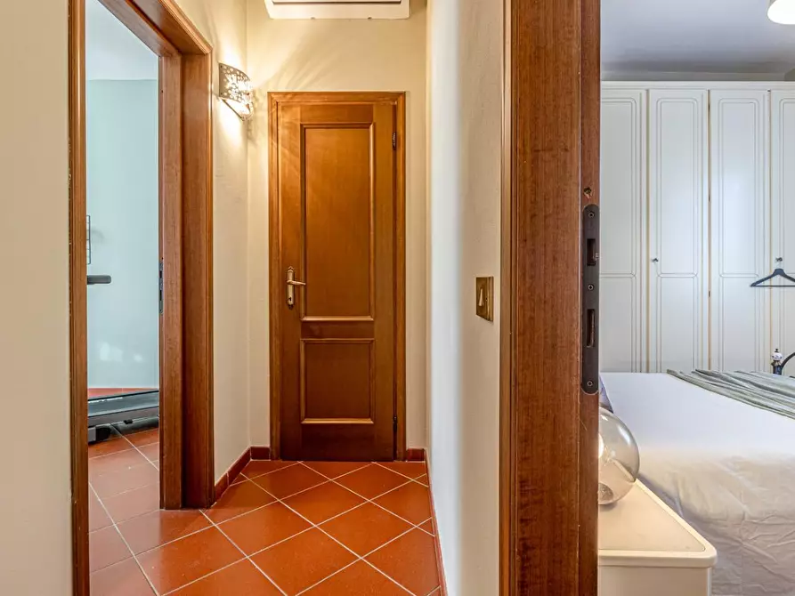 Immagine 29 di Villa in vendita  a San Giuliano Terme