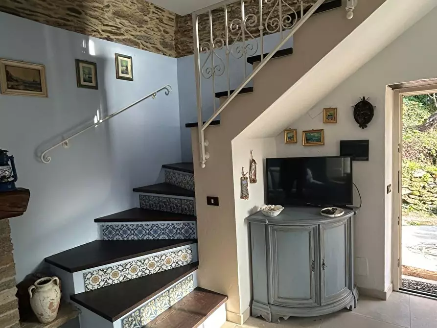 Immagine 14 di Terratetto in vendita  a Montignoso