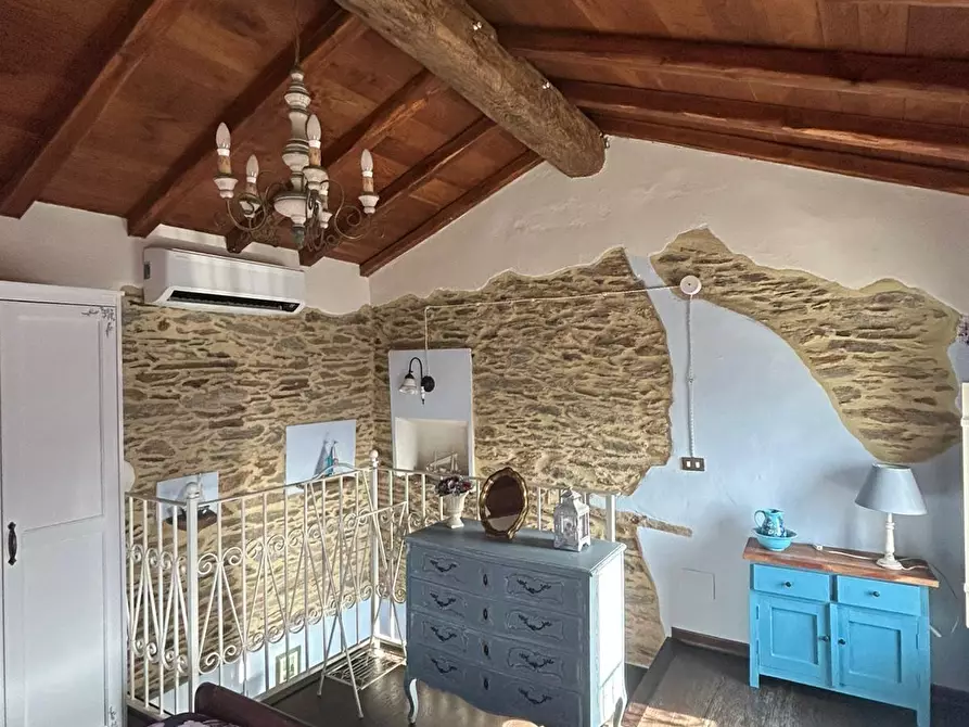 Immagine 13 di Terratetto in vendita  a Montignoso