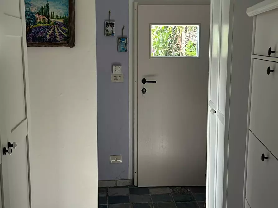 Immagine 11 di Terratetto in vendita  a Montignoso