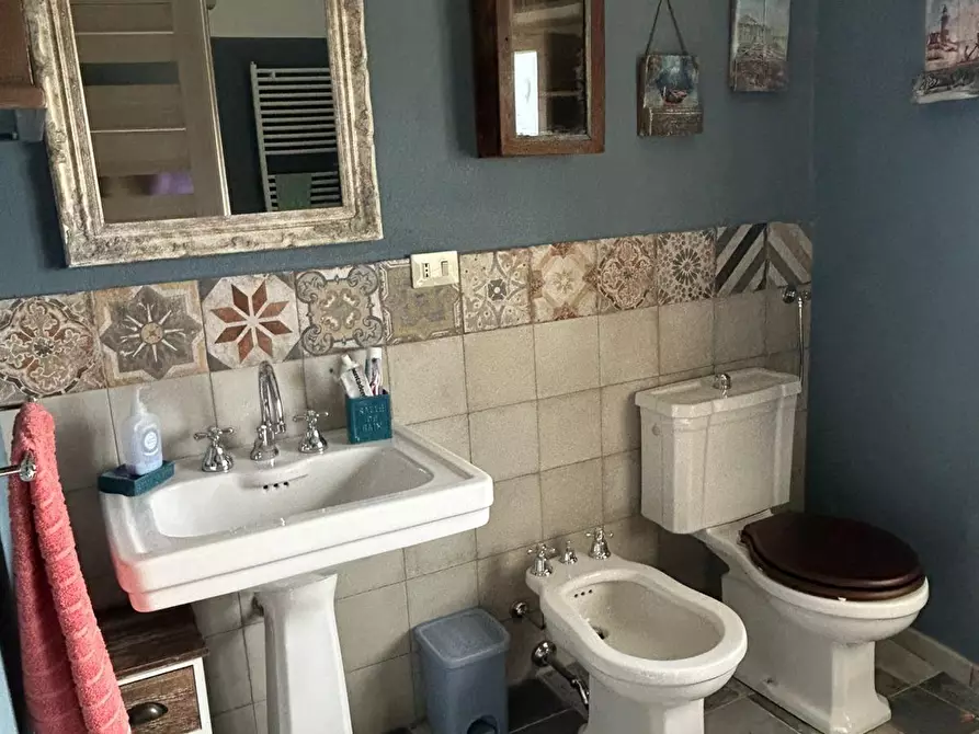 Immagine 15 di Terratetto in vendita  a Montignoso