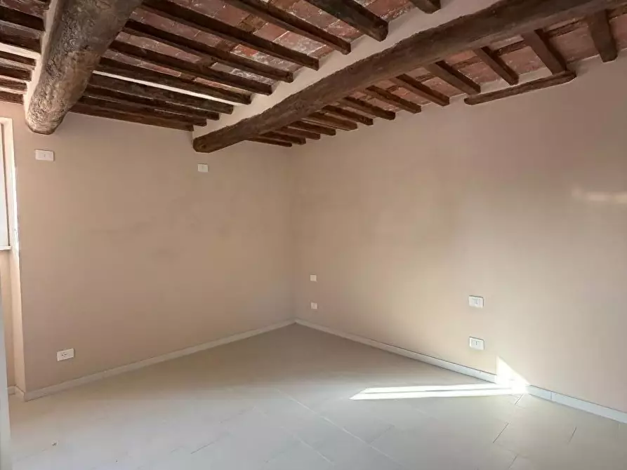Immagine 9 di Appartamento in vendita  a Sarzana
