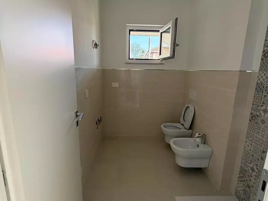 Immagine 4 di Appartamento in vendita  a Sarzana