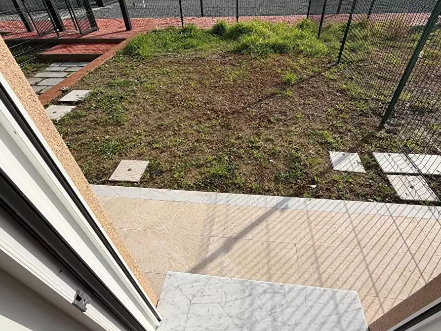 Immagine 8 di Appartamento in vendita  a Sarzana