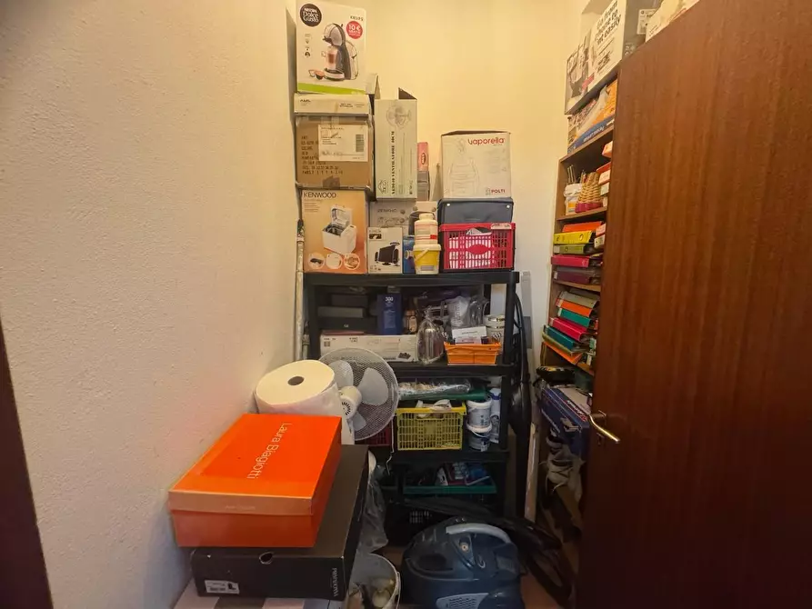 Immagine 15 di Appartamento in vendita  a Pontedera