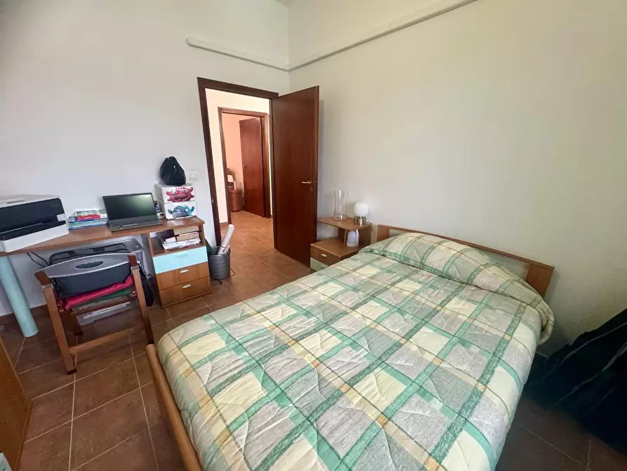 Immagine 12 di Appartamento in vendita  a Pontedera