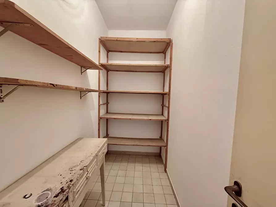 Immagine 12 di Appartamento in vendita  a Pontedera