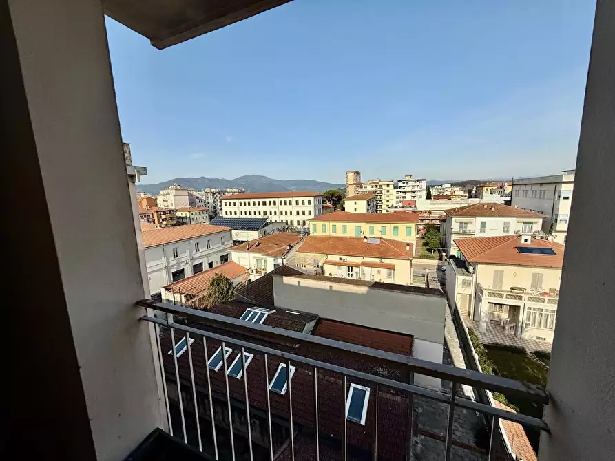 Immagine 13 di Appartamento in vendita  a Pontedera