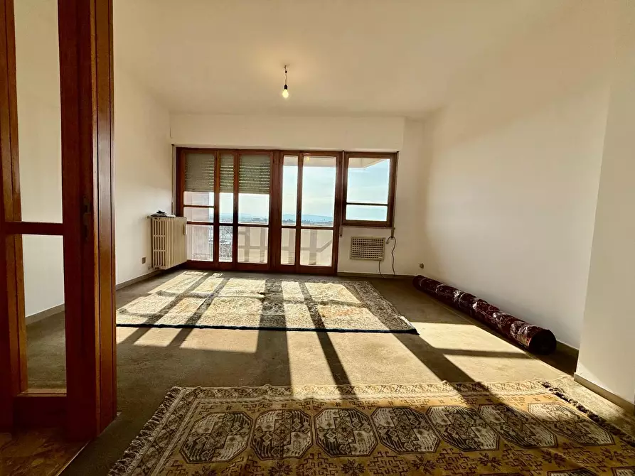 Immagine 2 di Appartamento in vendita  a Pontedera