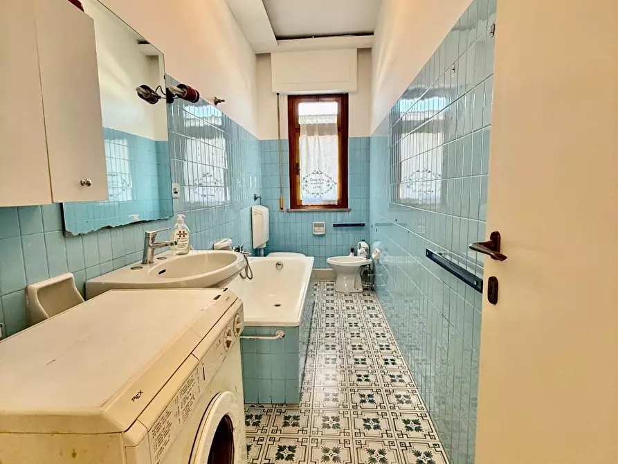 Immagine 11 di Appartamento in vendita  a Pontedera