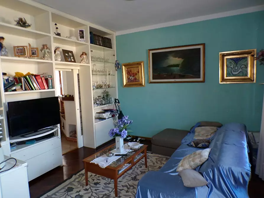 Immagine 7 di Casa indipendente in vendita  a Cascina