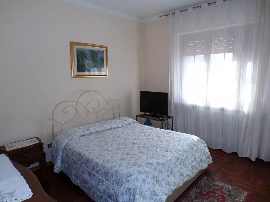 Immagine 16 di Casa indipendente in vendita  a Cascina