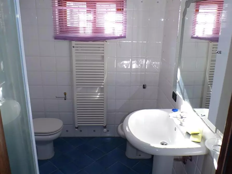 Immagine 22 di Casa indipendente in vendita  a Cascina