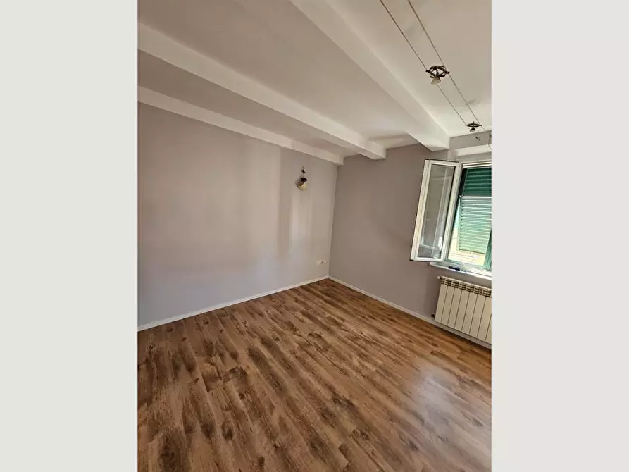 Immagine 4 di Appartamento in vendita  a Livorno