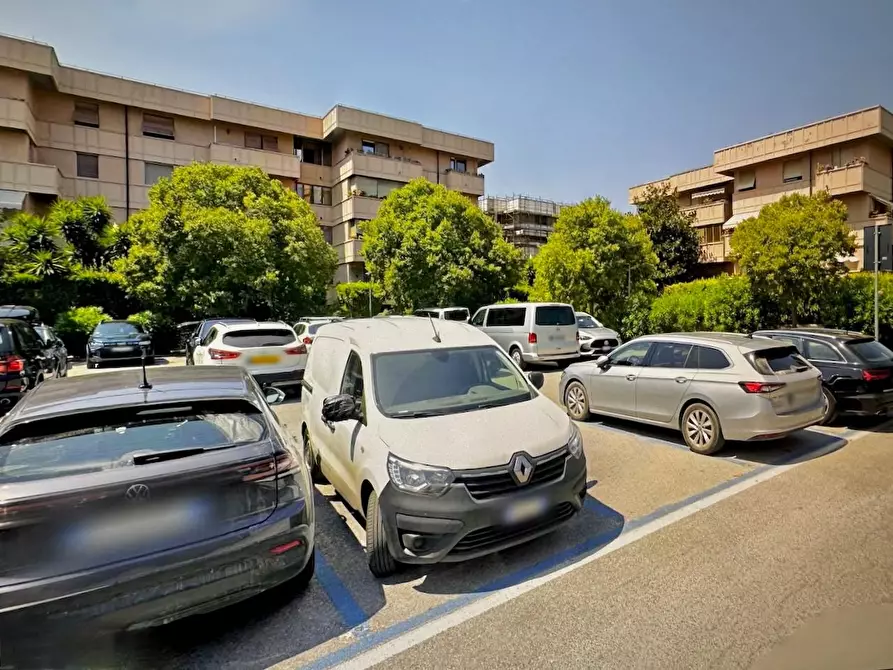 Immagine 9 di Appartamento in vendita  a Pisa