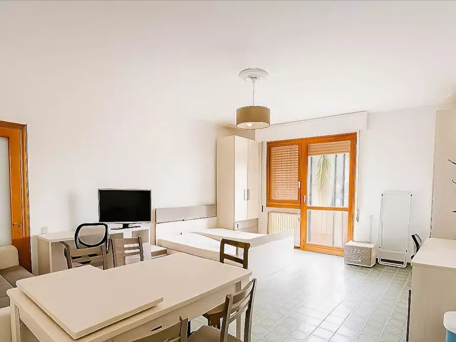 Immagine 12 di Appartamento in vendita  a Pisa