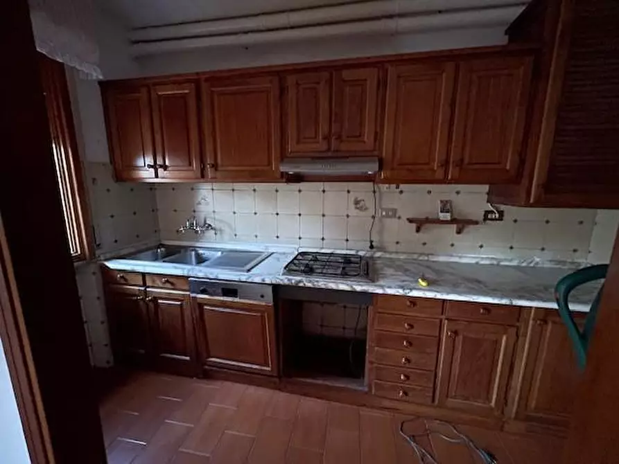 Immagine 6 di Appartamento in vendita  a Vecchiano