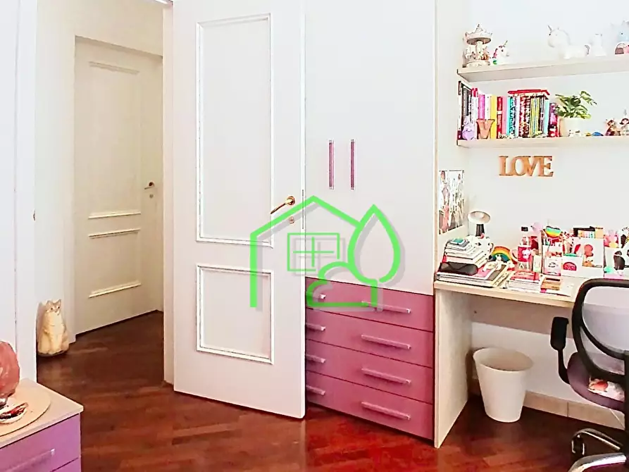 Immagine 8 di Appartamento in vendita  a Viareggio