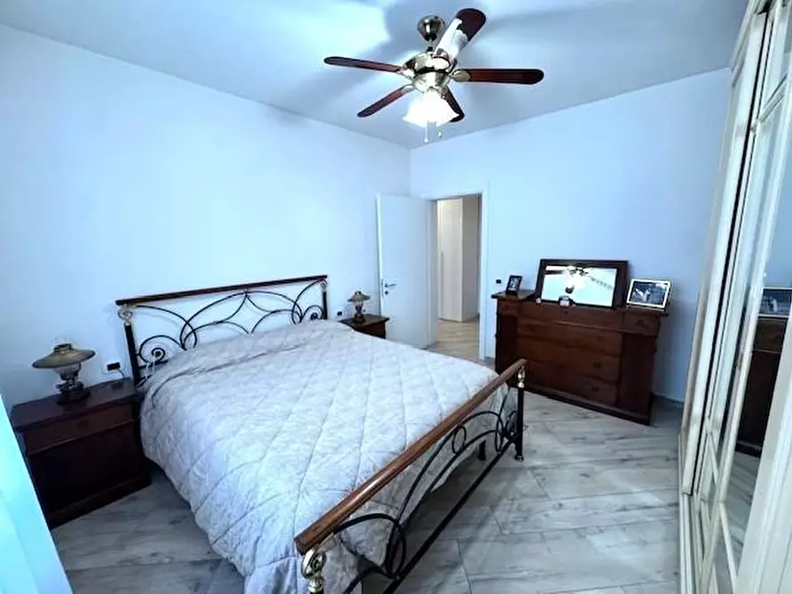 Immagine 40 di Villa in vendita  a Collesalvetti