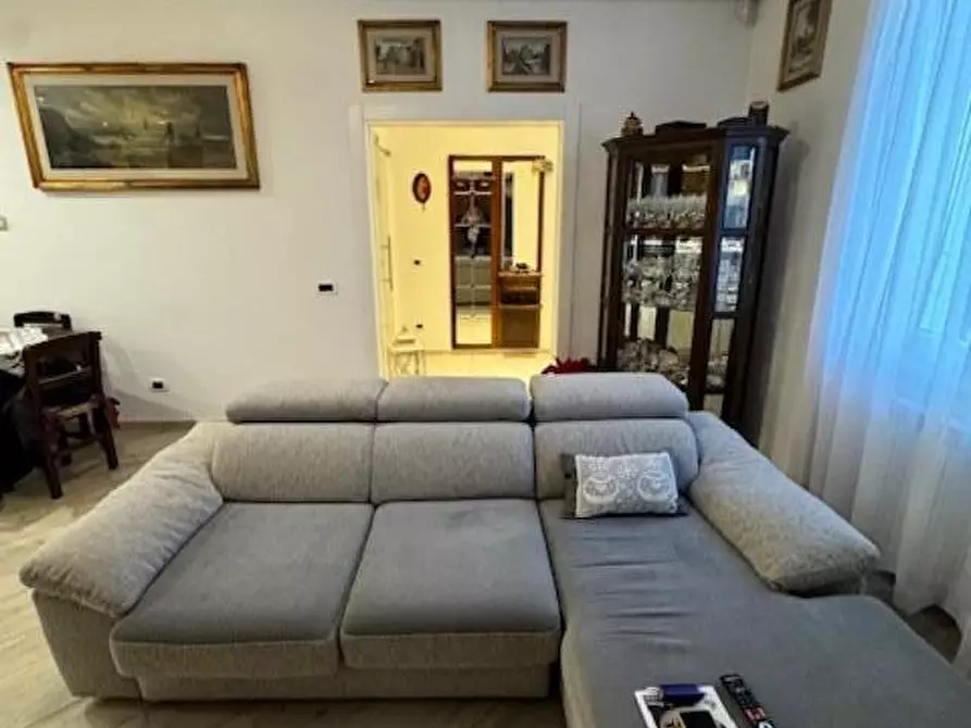 Immagine 28 di Villa in vendita  a Collesalvetti