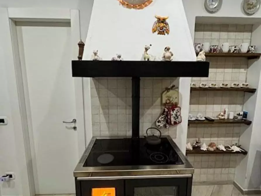 Immagine 30 di Villa in vendita  a Collesalvetti