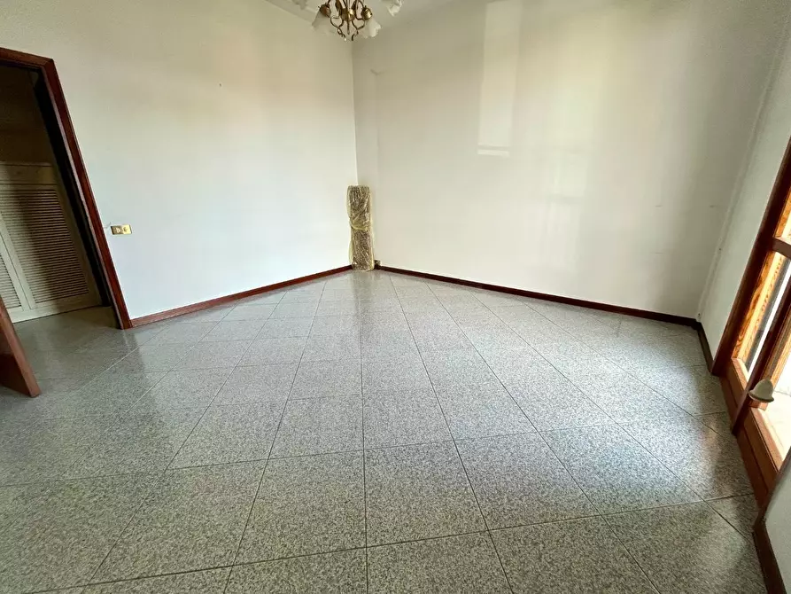 Immagine 17 di Appartamento in vendita  a Empoli