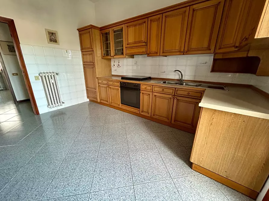 Immagine 2 di Appartamento in vendita  a Empoli