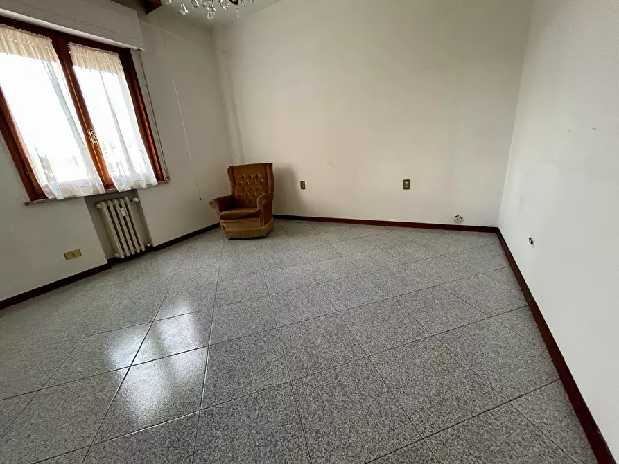 Immagine 15 di Appartamento in vendita  a Empoli