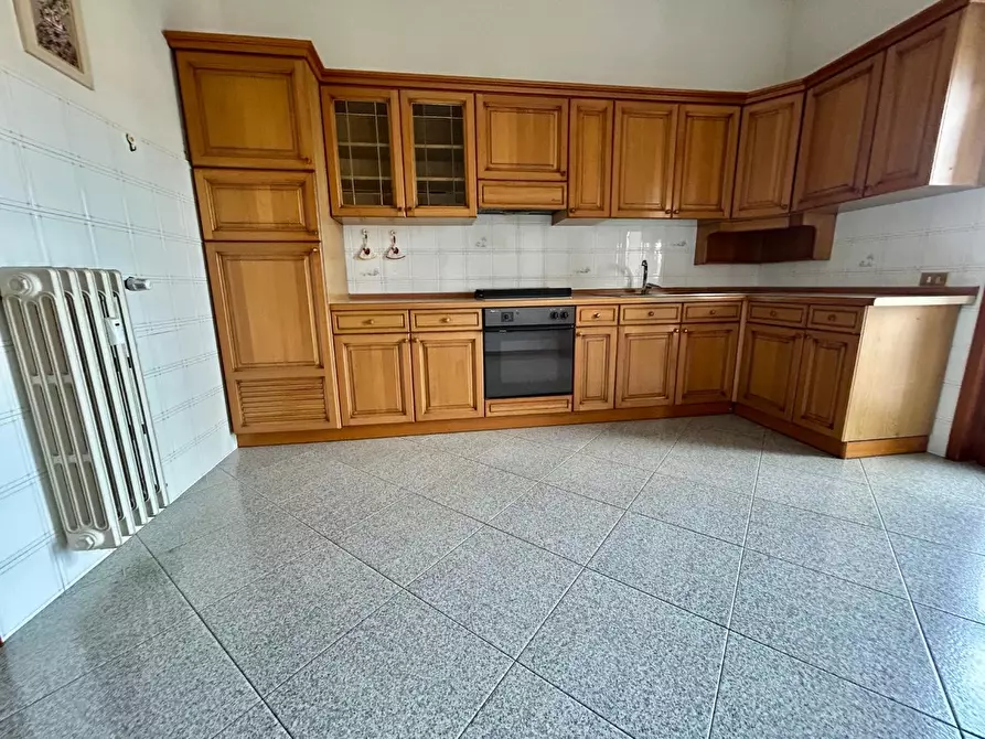 Immagine 3 di Appartamento in vendita  a Empoli