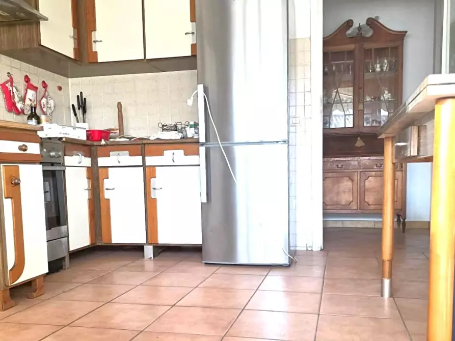 Immagine 9 di Appartamento in vendita  a Pontedera