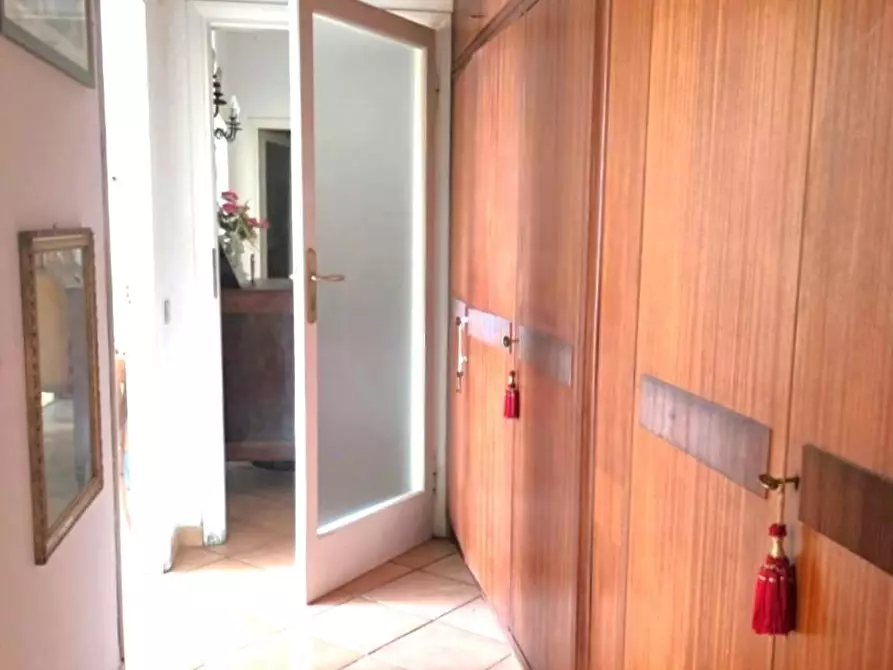 Immagine 12 di Appartamento in vendita  a Pontedera