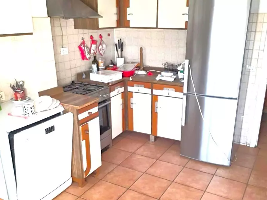 Immagine 10 di Appartamento in vendita  a Pontedera