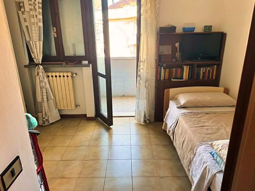 Immagine 12 di Villetta a schiera in vendita  a Massa