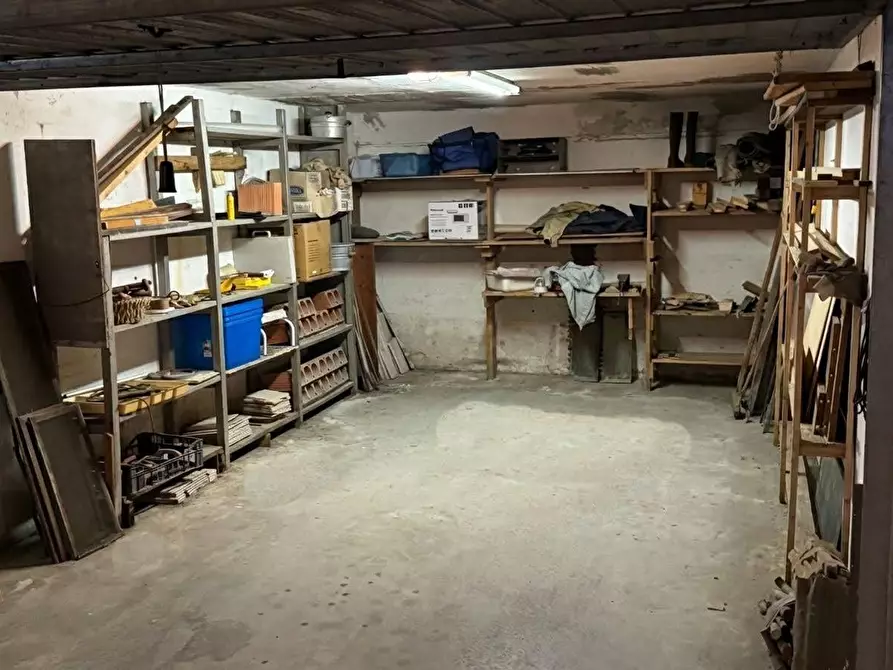 Immagine 20 di Villetta a schiera in vendita  a Massa