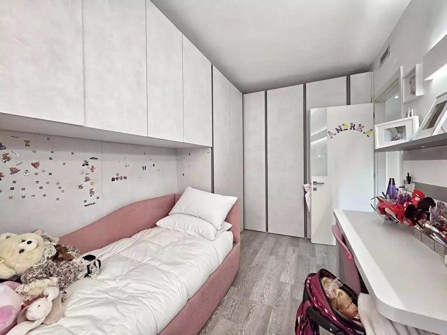 Immagine 19 di Appartamento in vendita  a Massa