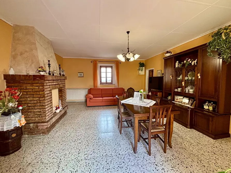 Immagine 5 di Porzione di casa in vendita  a Peccioli