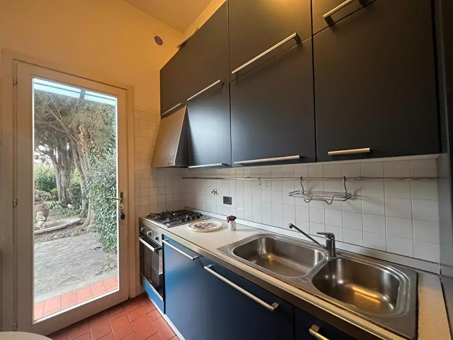 Immagine 14 di Villetta a schiera in vendita  a Empoli