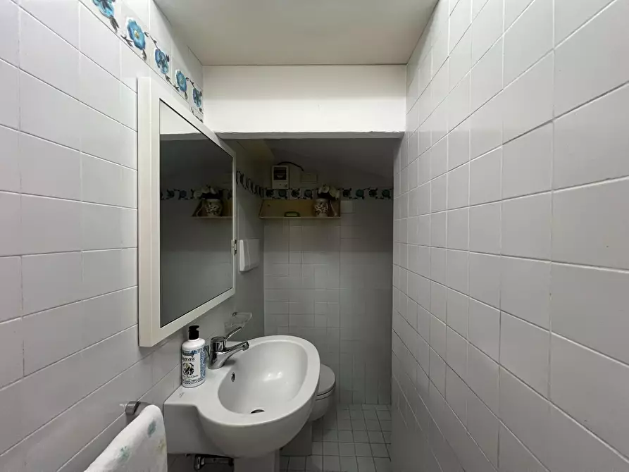 Immagine 44 di Villetta a schiera in vendita  a Empoli