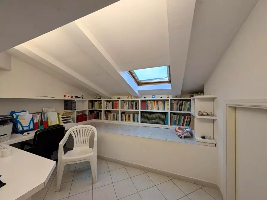 Immagine 7 di Appartamento in vendita  a Vinci