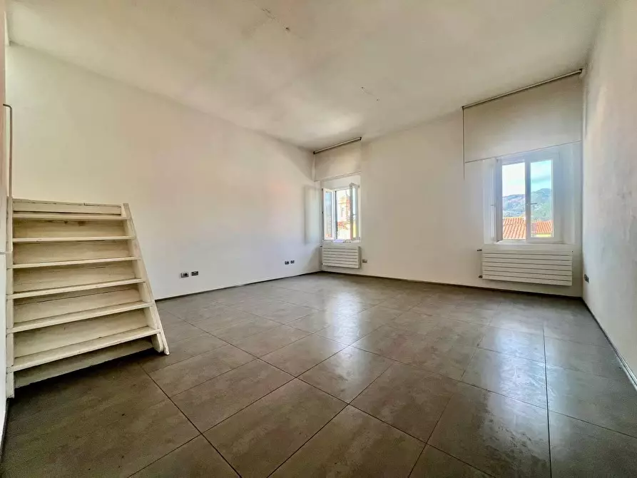 Immagine 5 di Appartamento in vendita  a Bientina