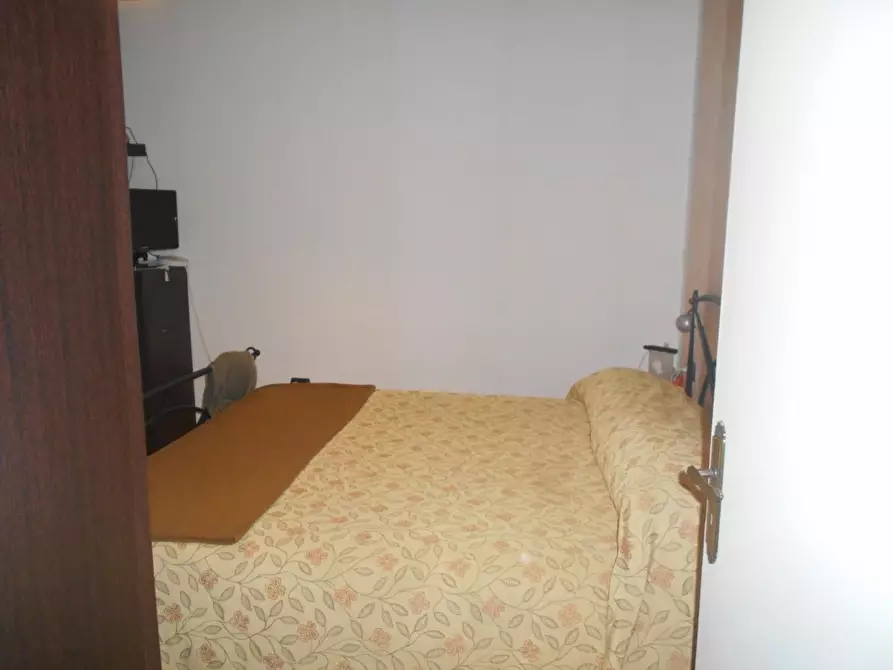 Immagine 15 di Casa bifamiliare in vendita  a Santa Maria A Monte